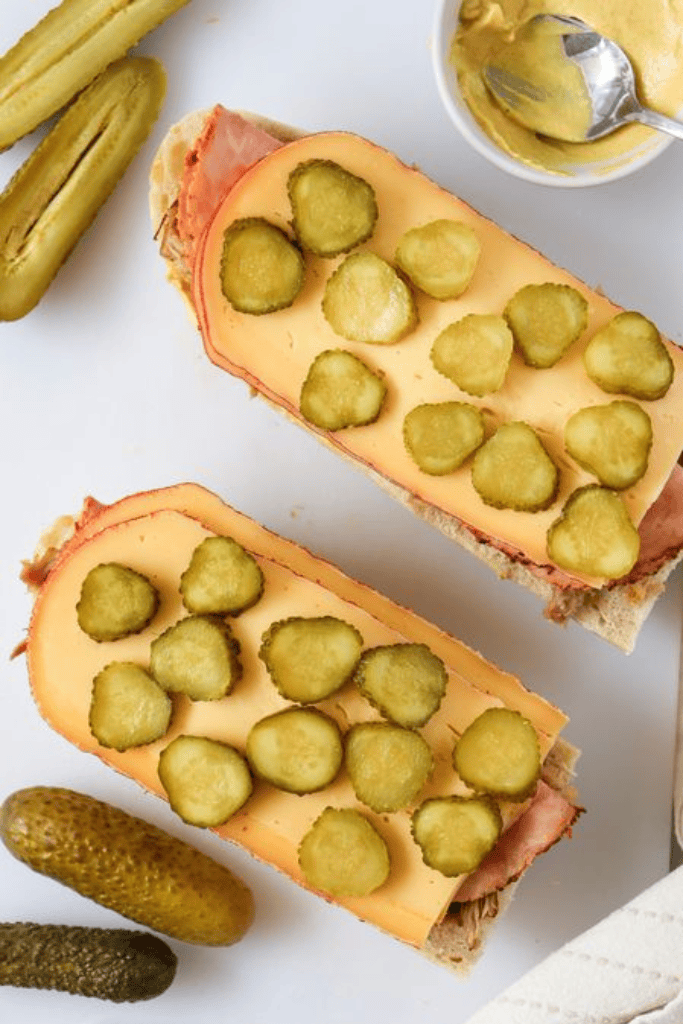 Layer of pickles