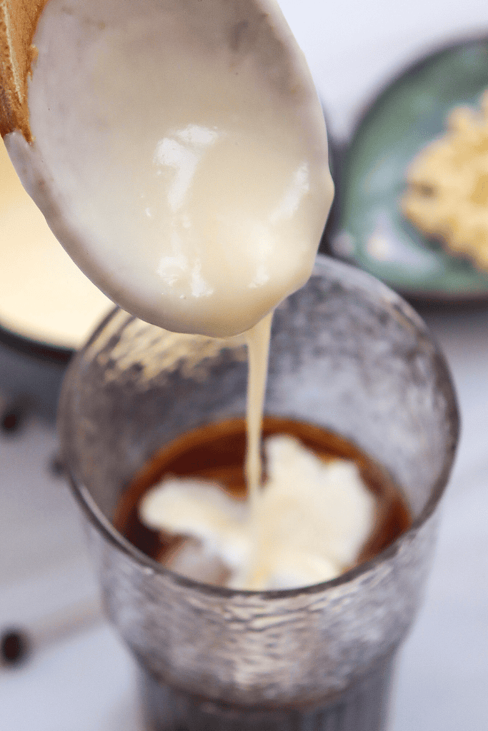 white chocolate syrup