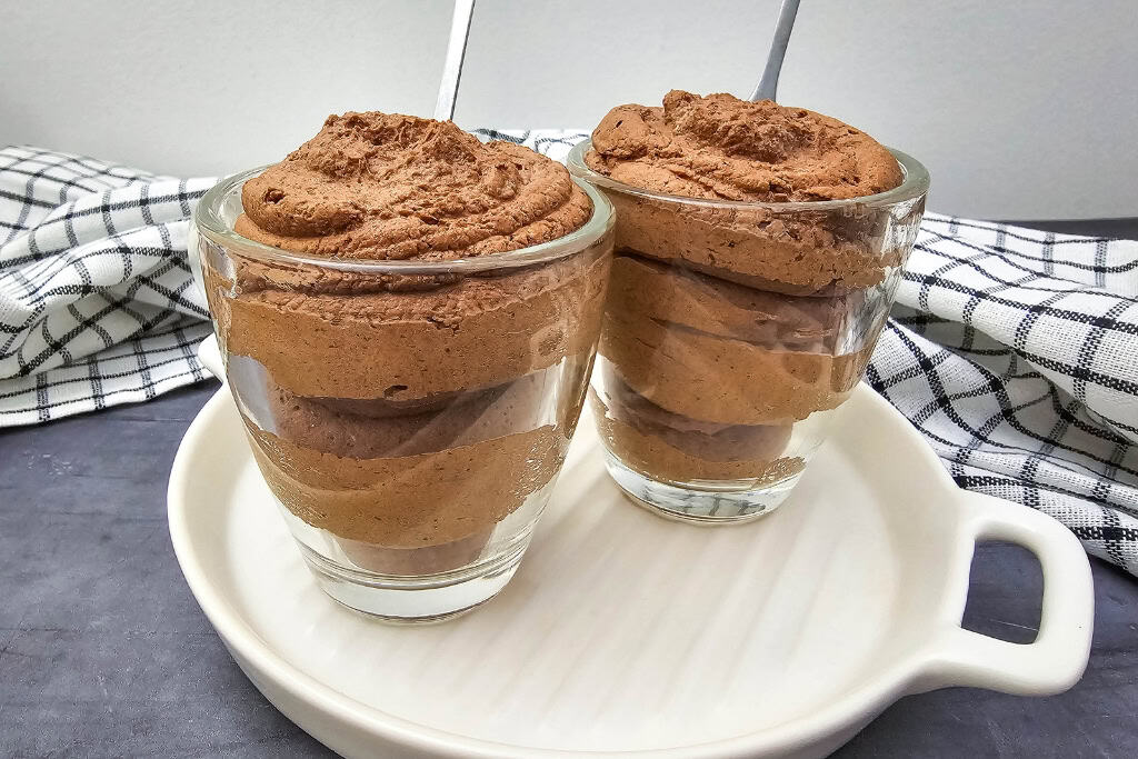 3 Ingredient Chocolate Mousse