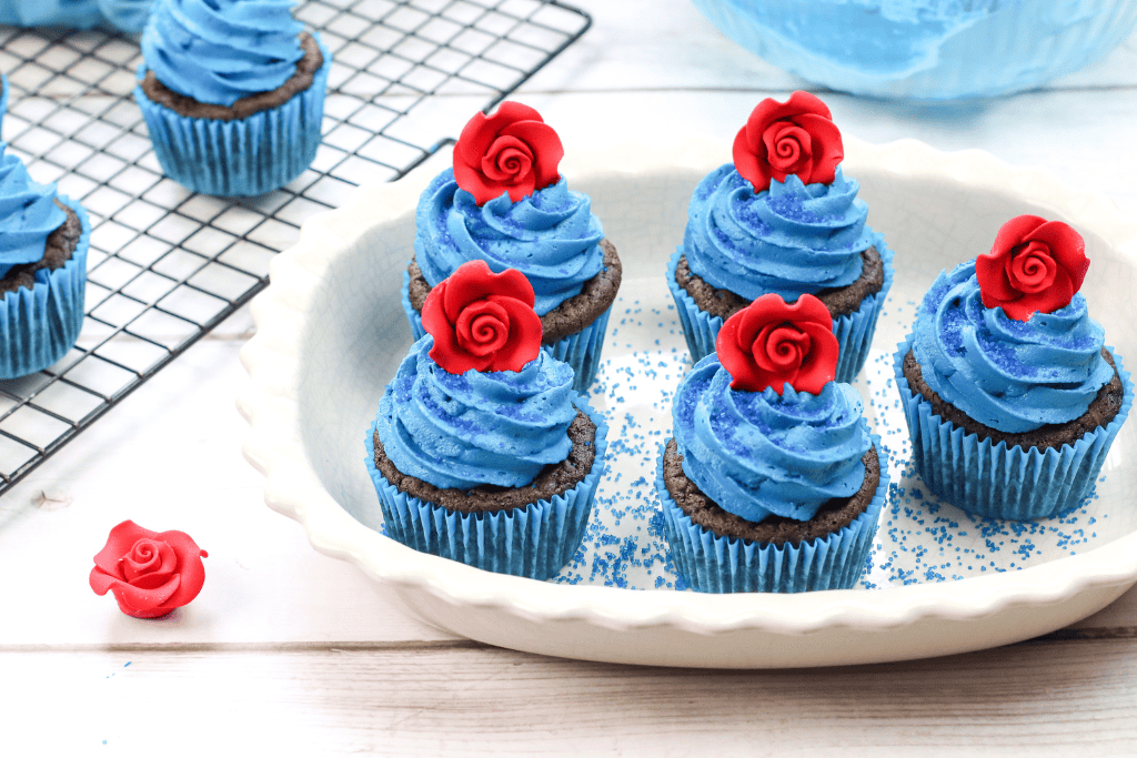 Wilton sugar rose on top