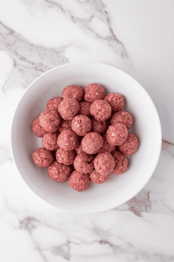 make meatballs with mince beef