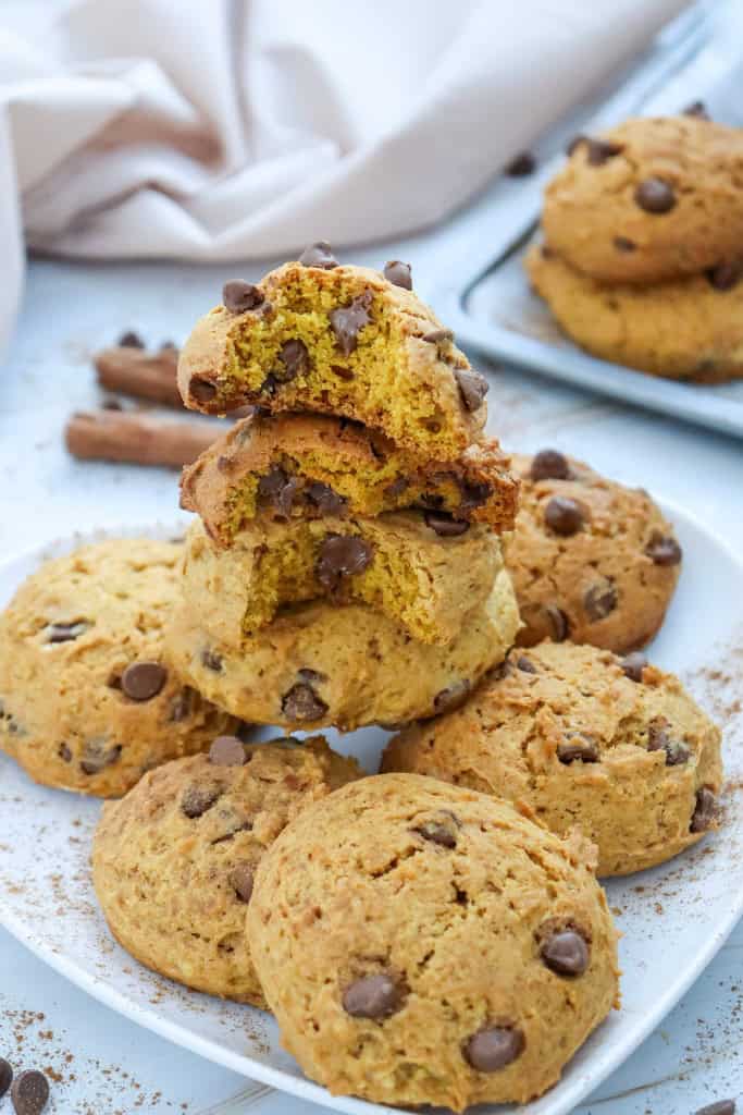 pumpkin chocolate chip cookies
