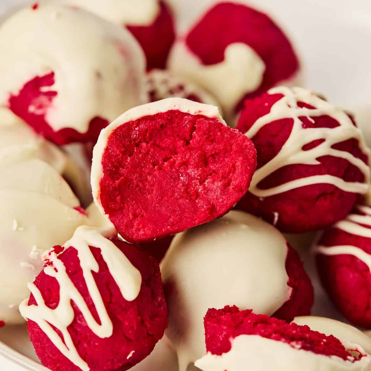 Easy Red Velvet Truffles