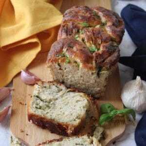 Garlic Swirl Bread