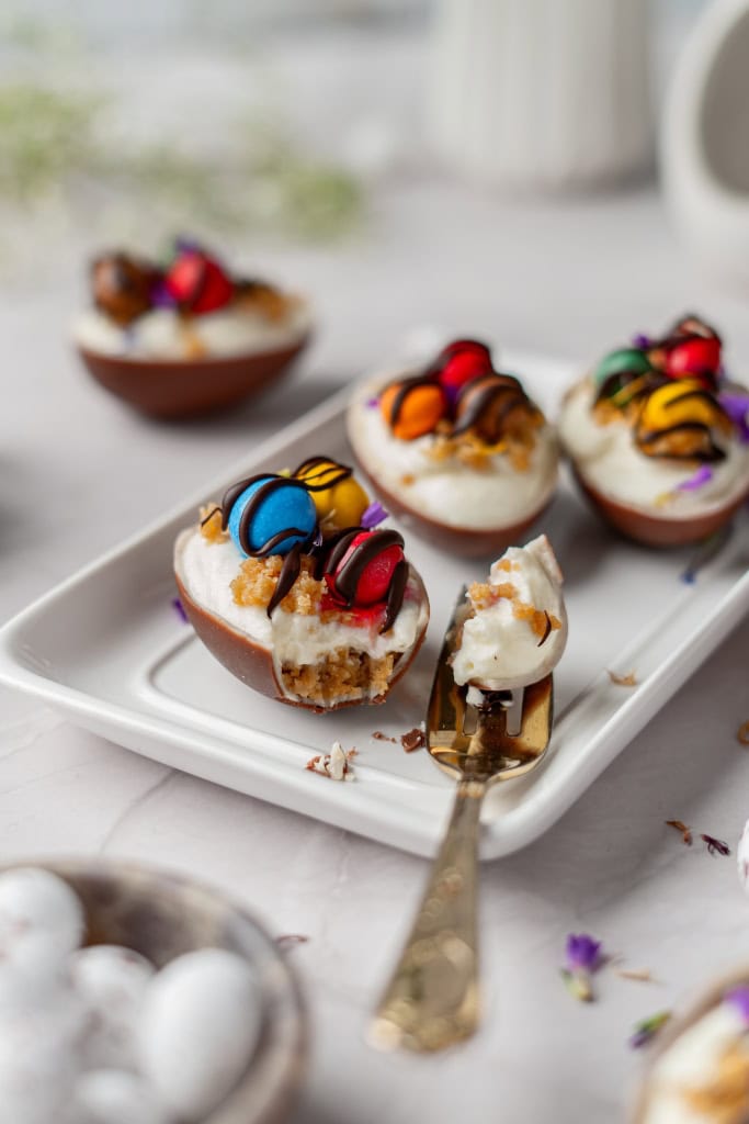No Bake Easter Egg Cheesecakes