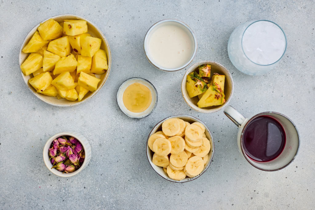 Hibiscus Tea Pineapple Smoothie ingredients